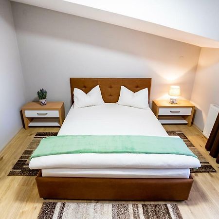 Casa Blum Hotel ลูโกจ ภายนอก รูปภาพ